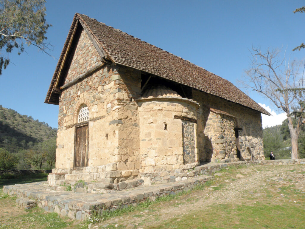 アシヌー聖堂外観